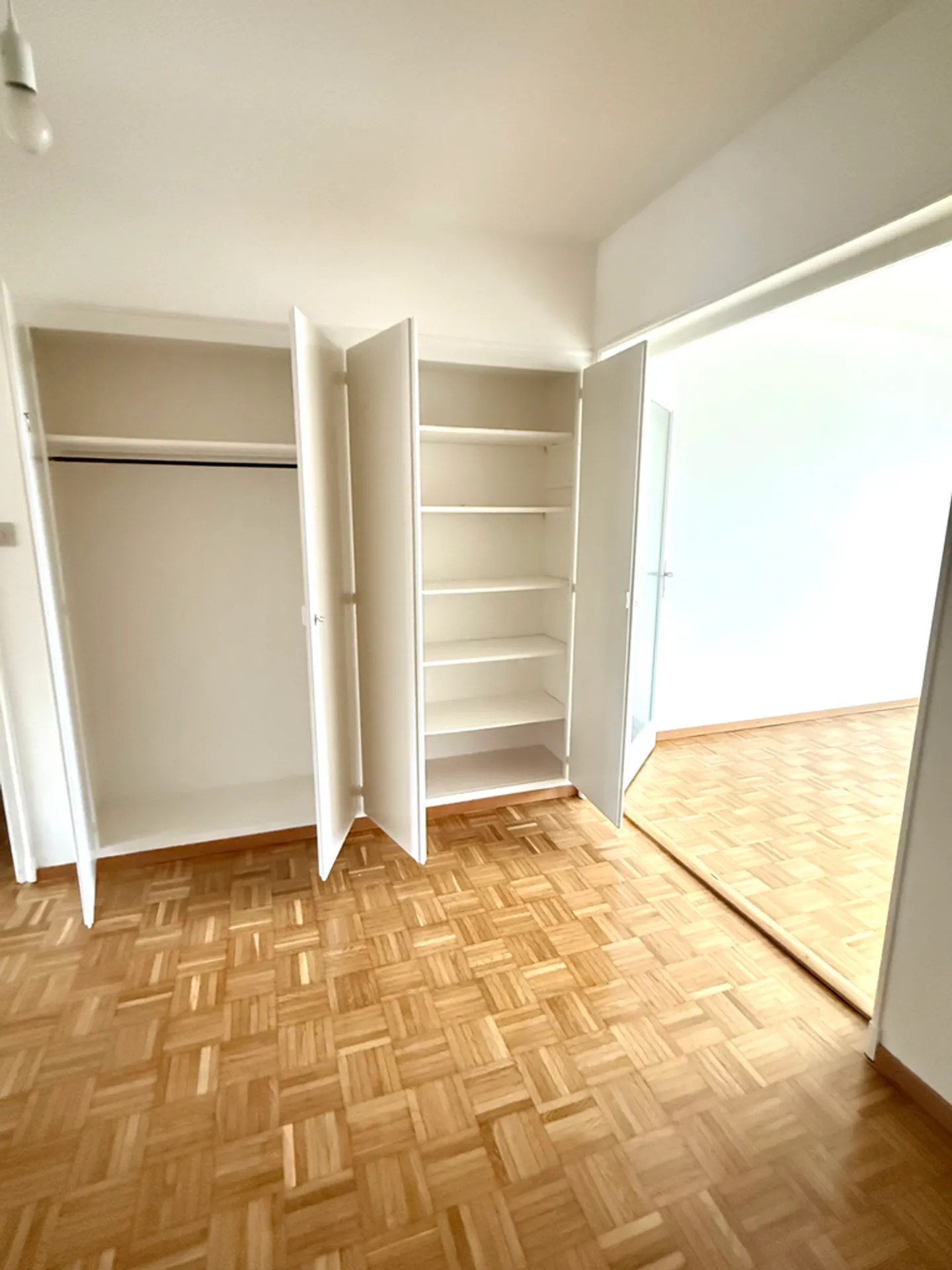 Appartement de 2.5 pièces au 2ème étage à louer - Photo 6 sur 10