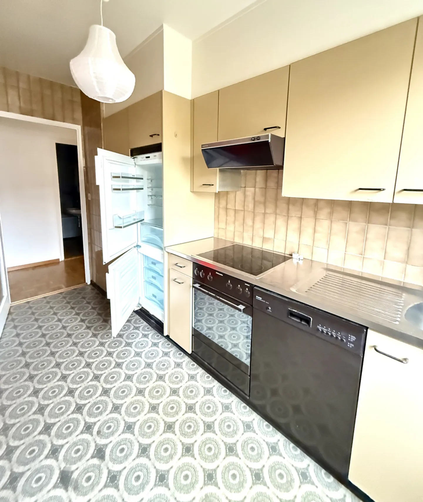 Appartement de 2.5 pièces au 2ème étage à louer - Photo 8 sur 10