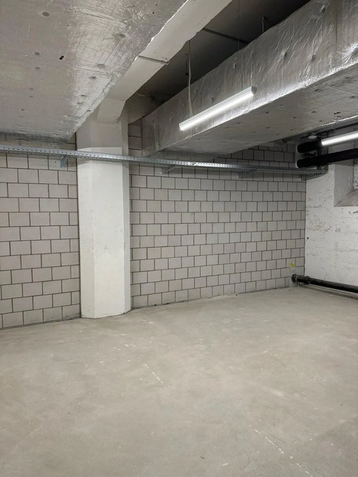 34m² Stockage, 5600 Lenzburg - Photo 4 sur 4