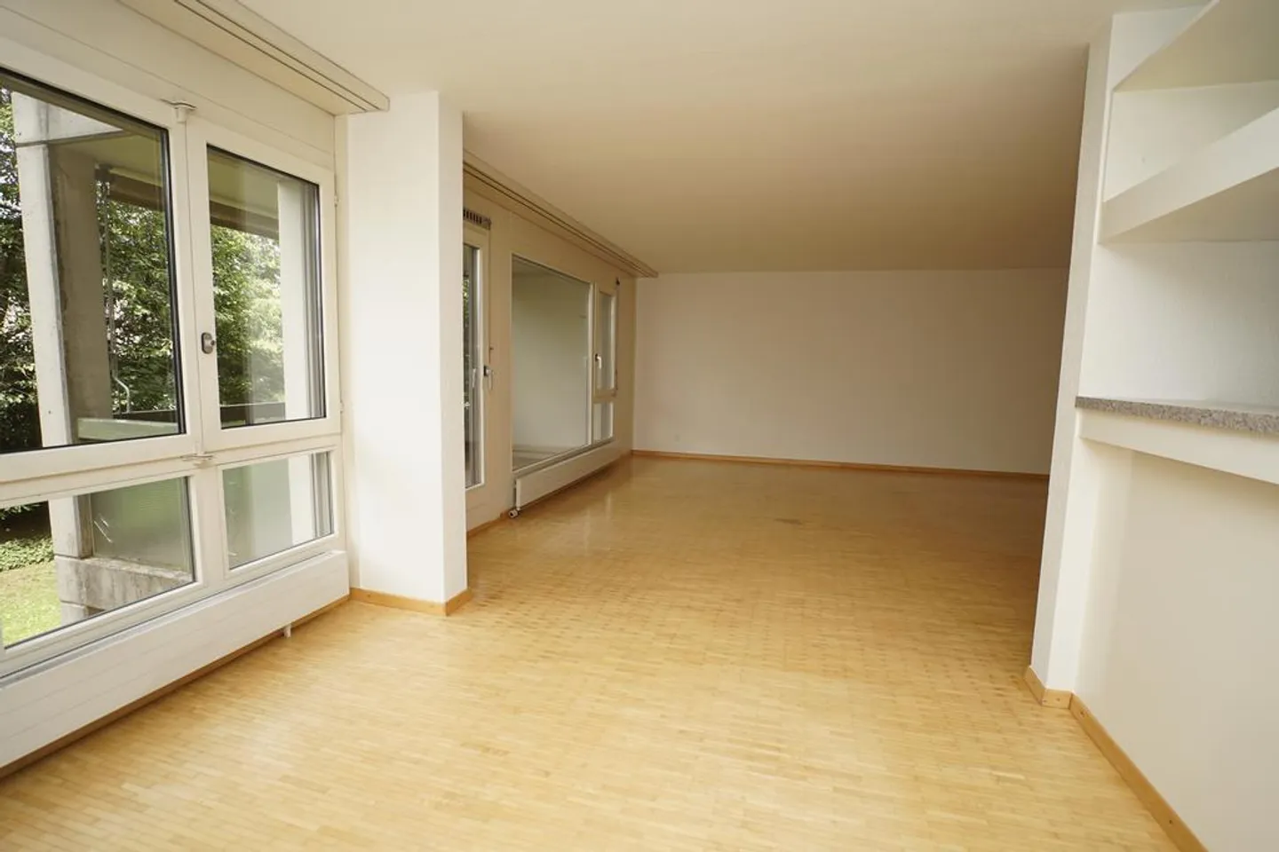 Appartamento spazioso cerca nuovo inquilino! - Foto 2 di 9
