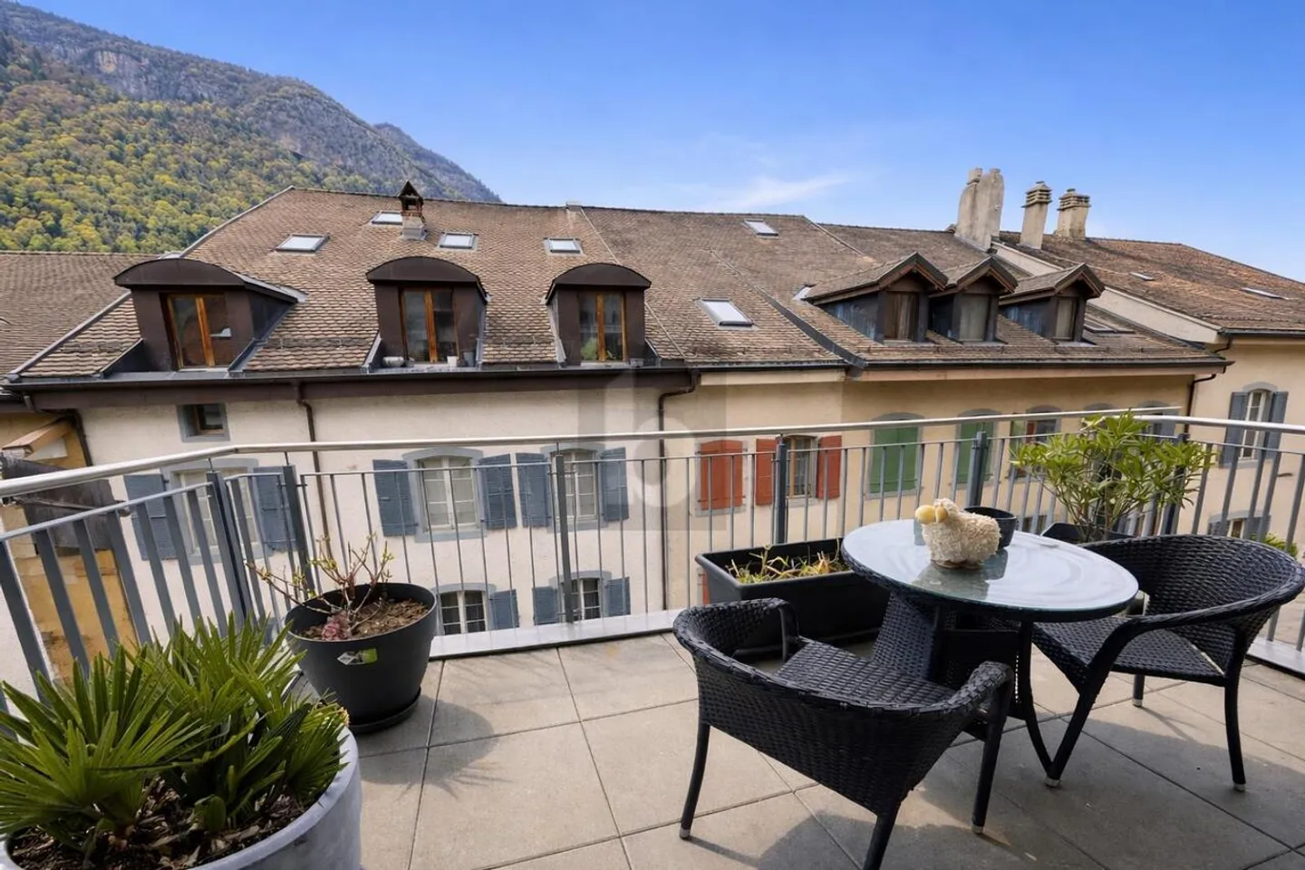 Geräumige Wohnung mit Balkon - Foto 2 von 6