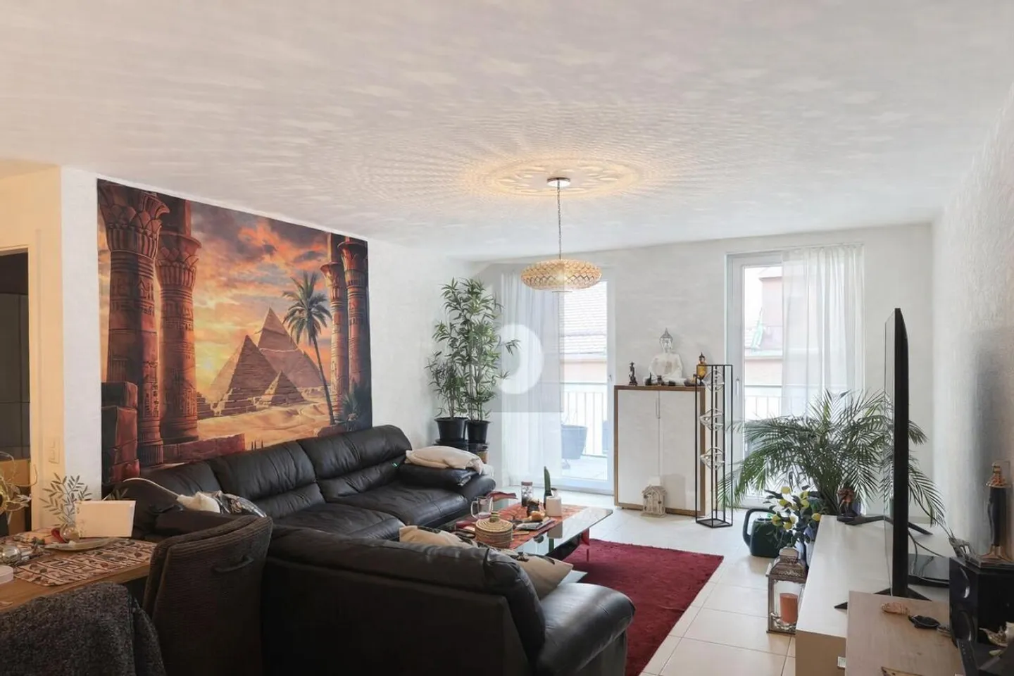 Geräumige Wohnung mit Balkon - Foto 3 von 6