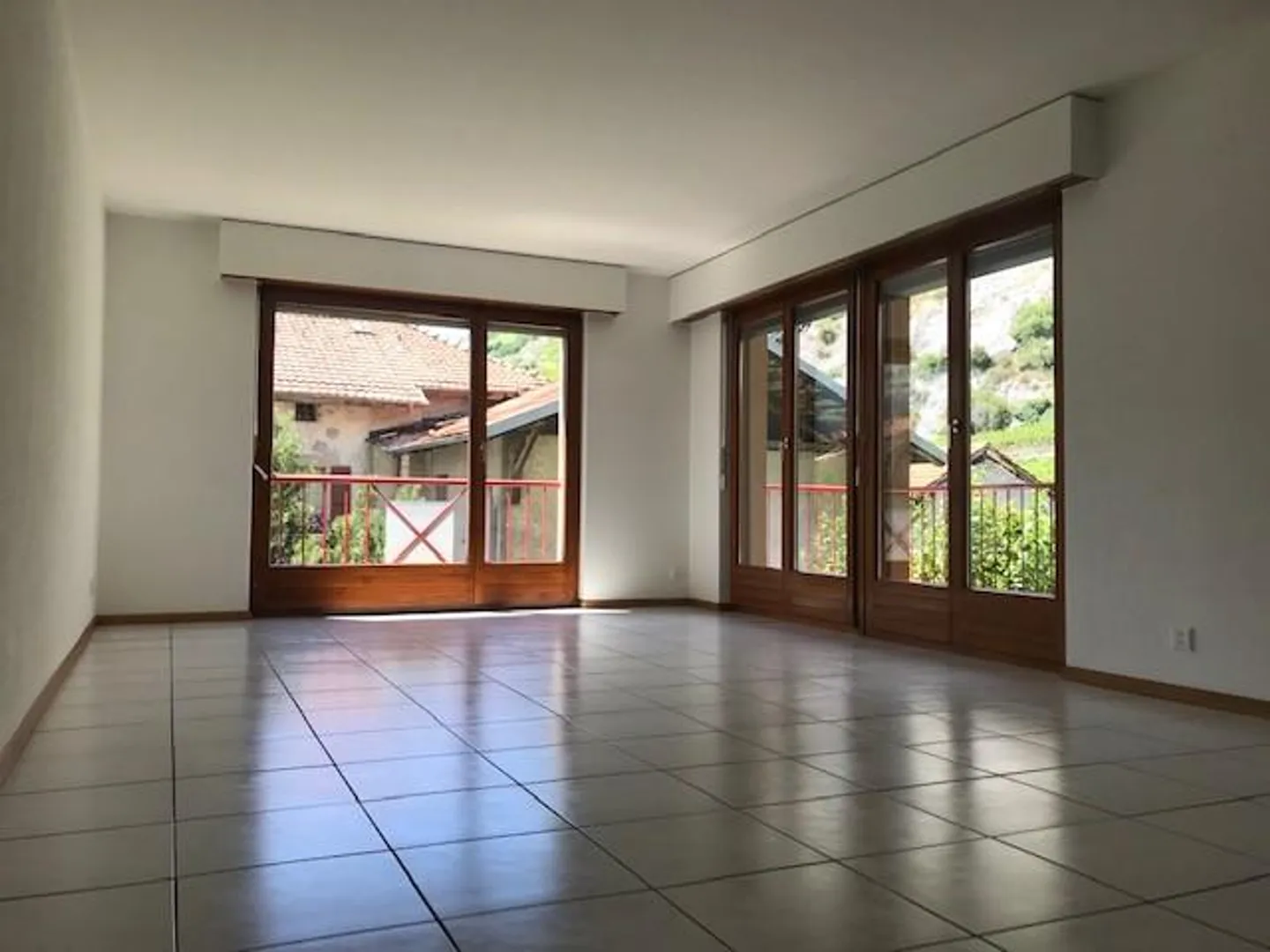 Appartement 4.5 pièces - Photo 2 sur 8