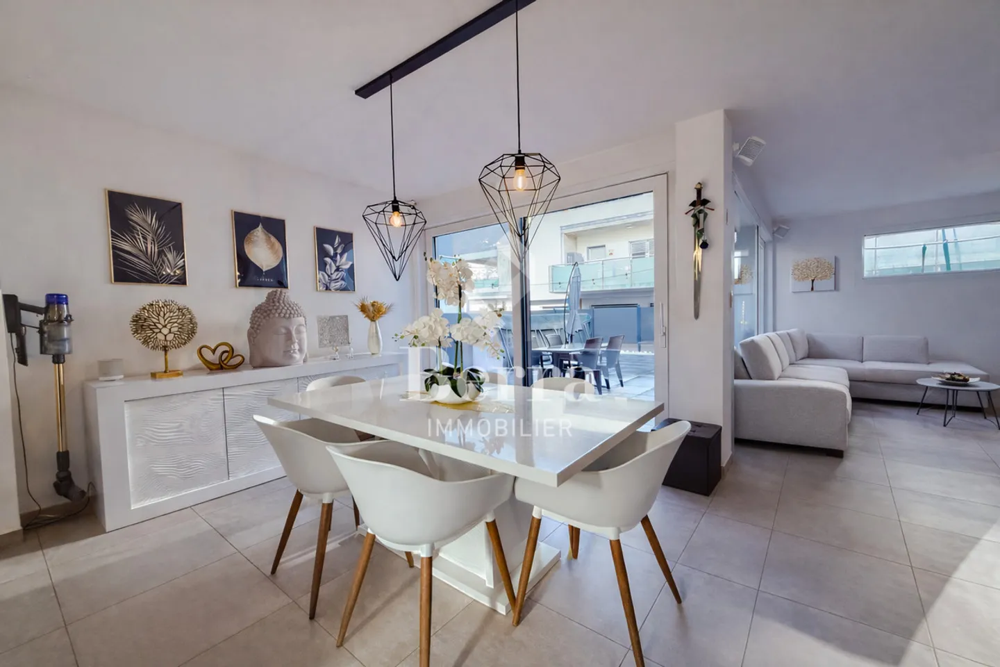 Immense terrace & superior finishes - Photo 3 of 15