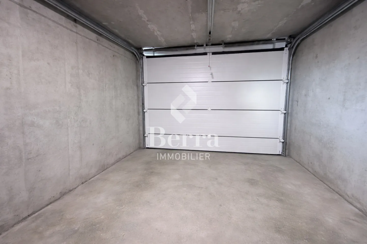 Immense terrace & superior finishes - Photo 11 of 15