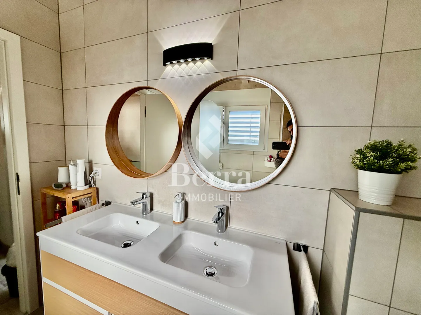 Immense terrace & superior finishes - Photo 12 of 15