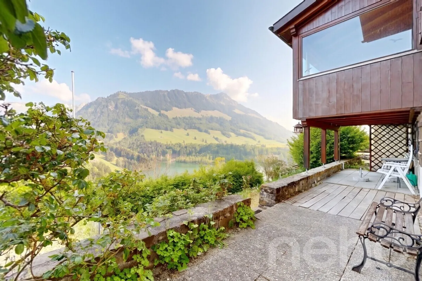 Chalet idilliaco con vista panoramica sul lago di Montsalvens - Foto 3 di 12