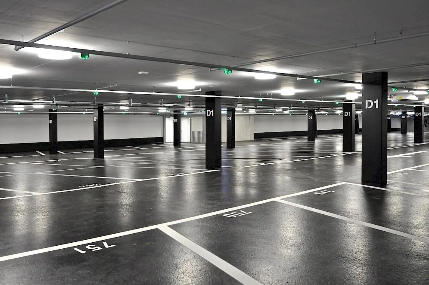 Garage souterrain - Photo 1 sur 1