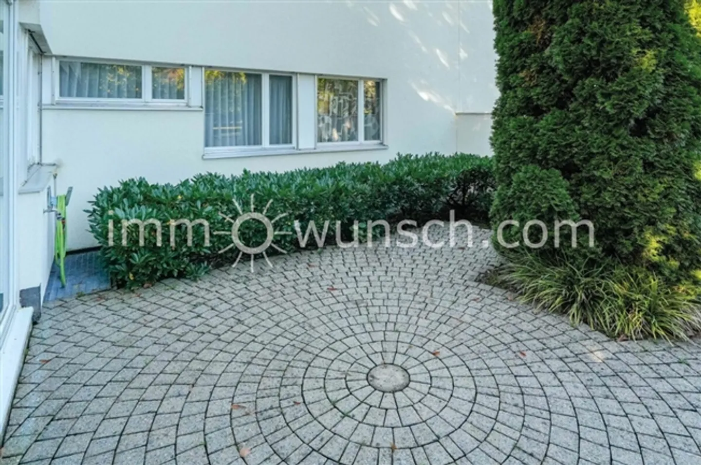 «Grosszügige 7 Zimmer Gartenwohnung mit Haus-Feeling» - Foto 4 von 17