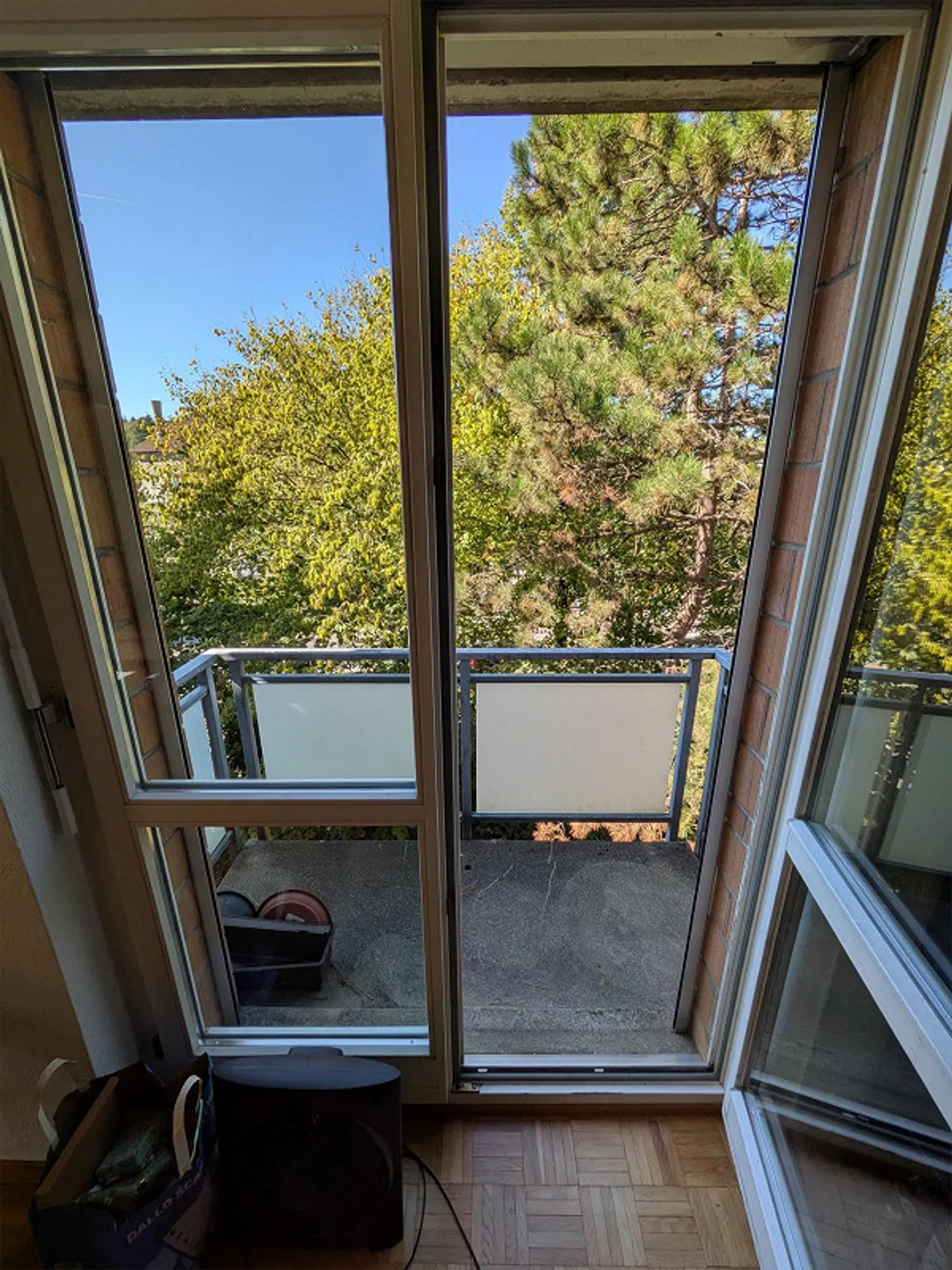 Charmante, spacieuse appartement sous les combles cherche locataire! - Photo 12 sur 13