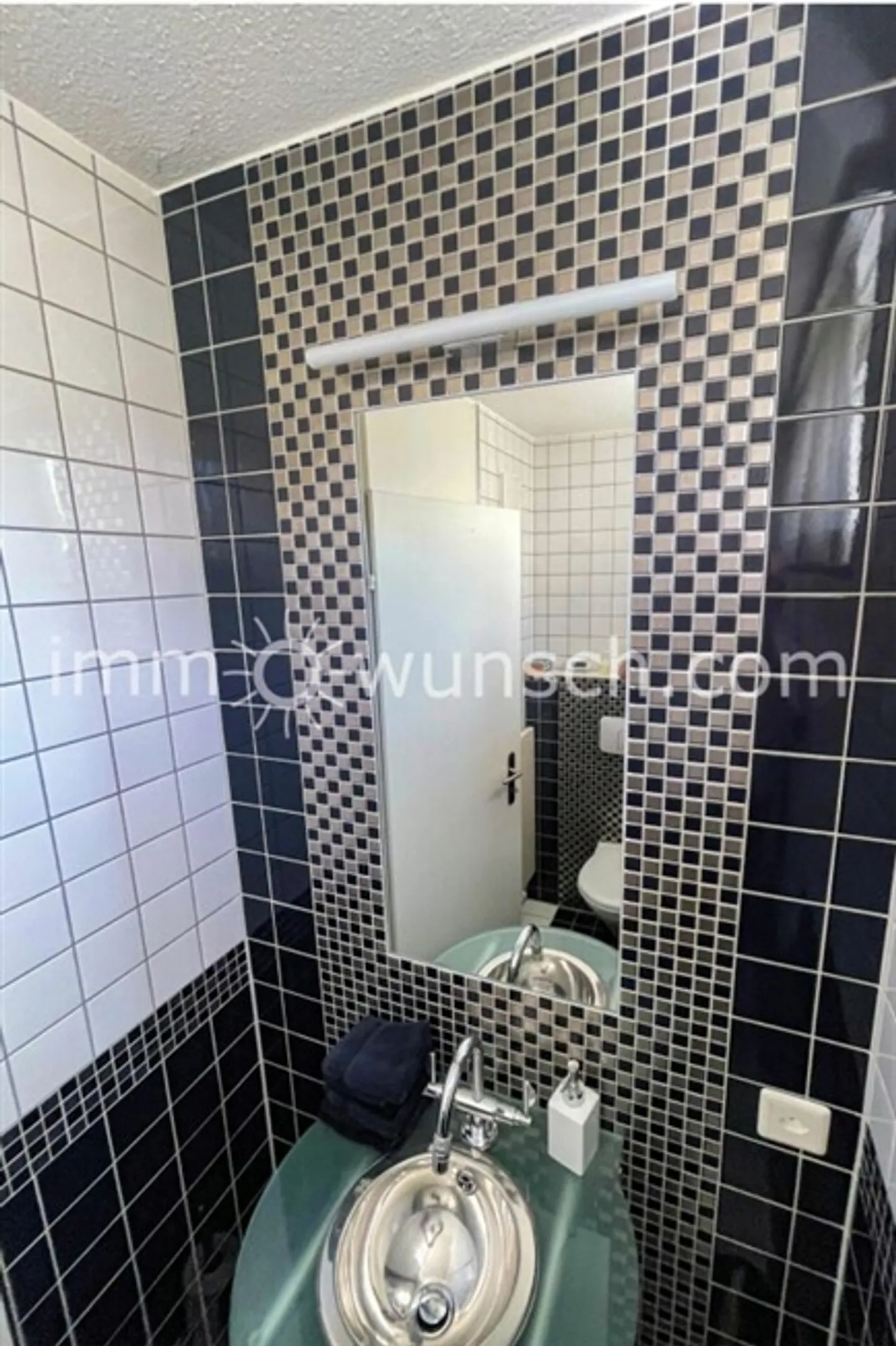 «Grosszügige 7 Zimmer Gartenwohnung mit Haus-Feeling» - Foto 15 von 17