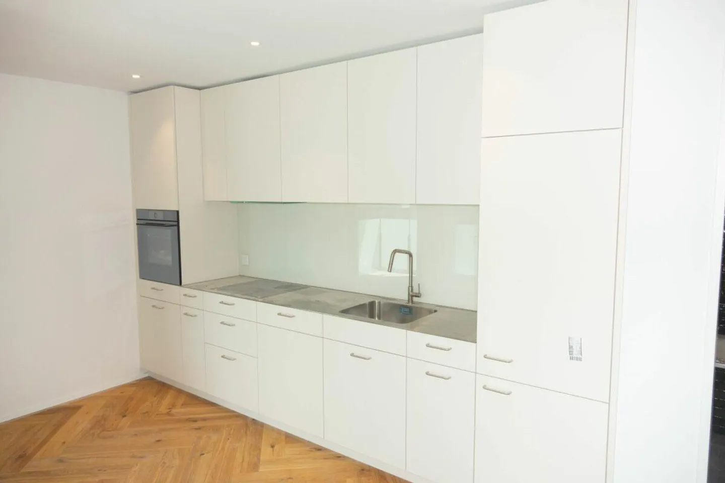 Moderne Wohnung in Zürich - Foto 2 von 8