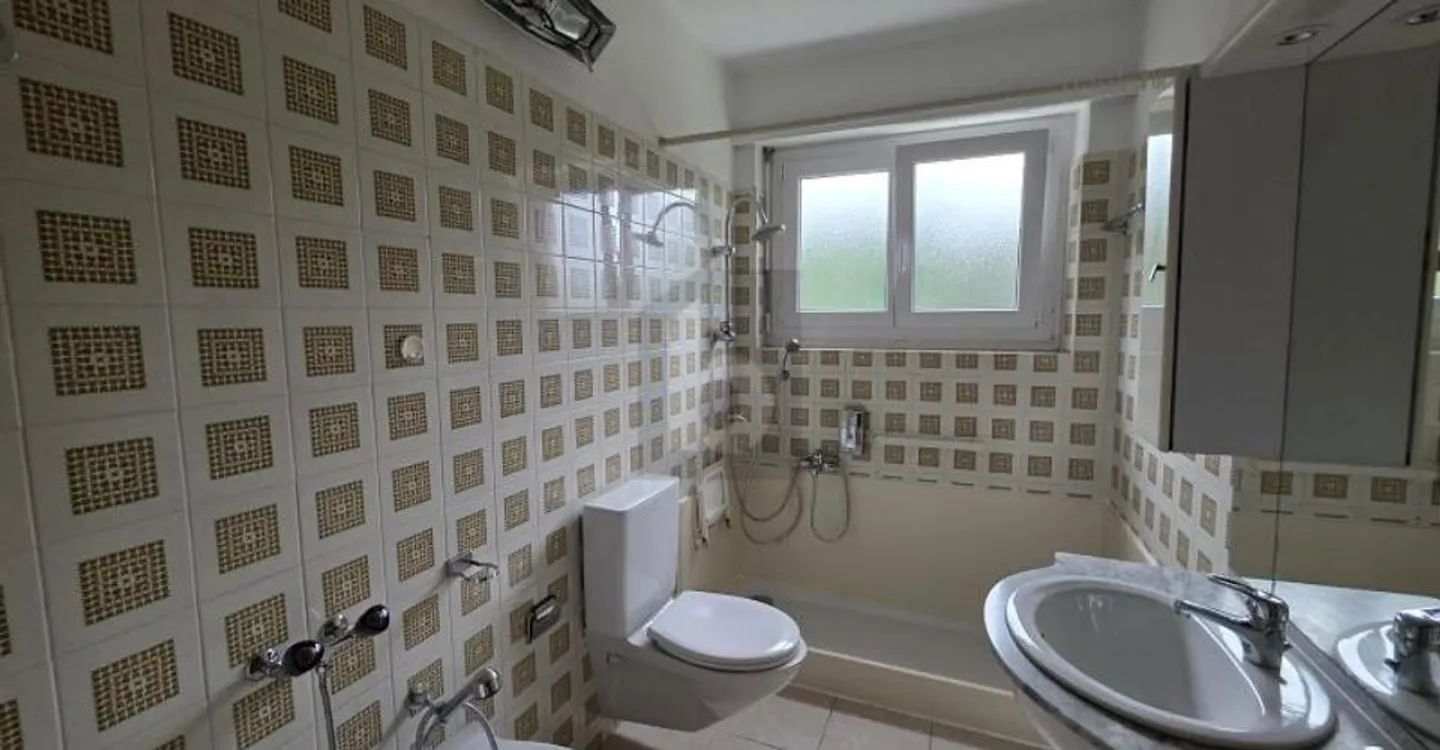 Appartement rénové à Quartino - Photo 5 sur 5