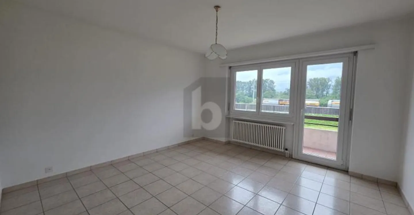 Appartement rénové à Quartino - Photo 3 sur 5