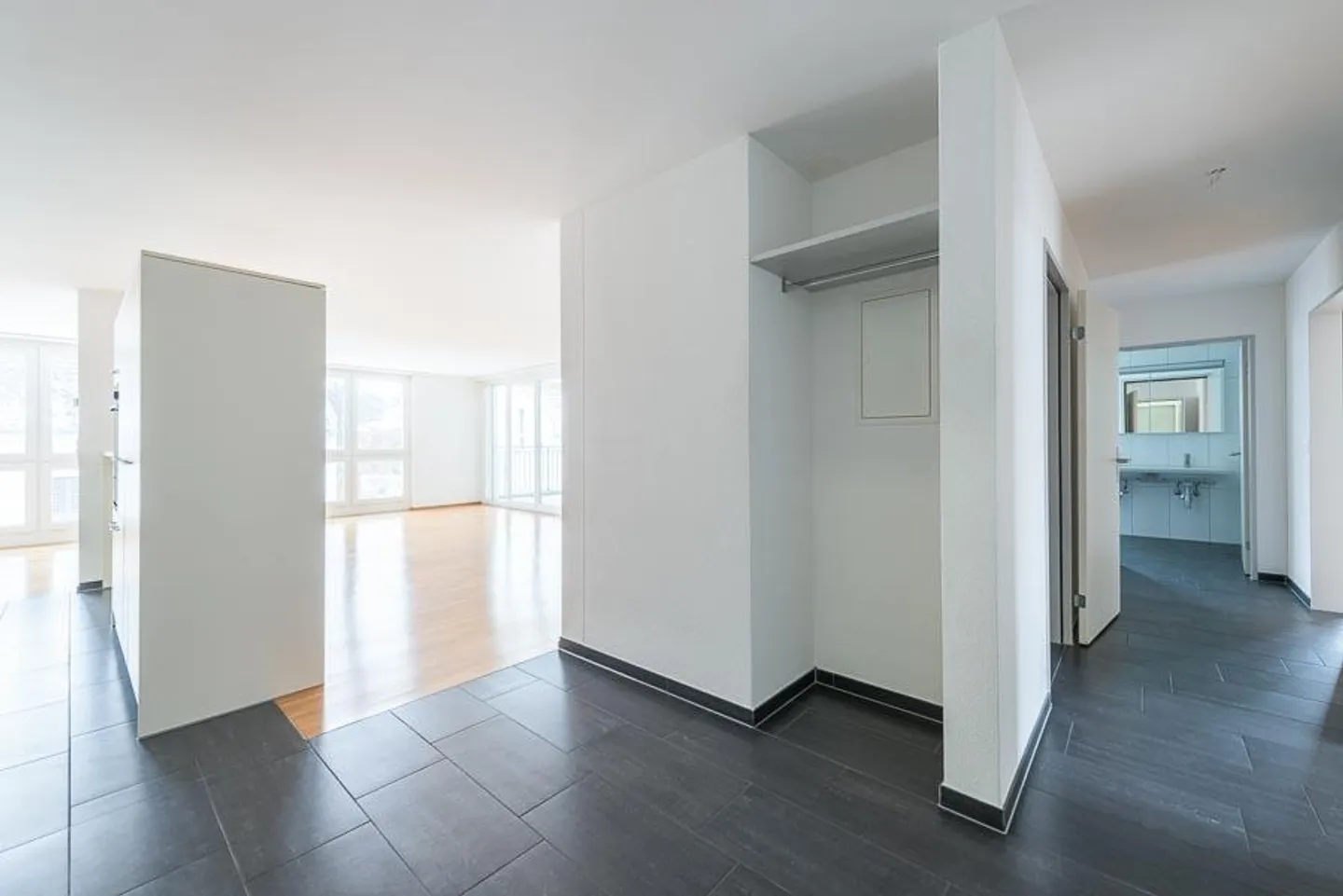 Modern Family Apartment in Quiet Development - Photo 5 of 9
