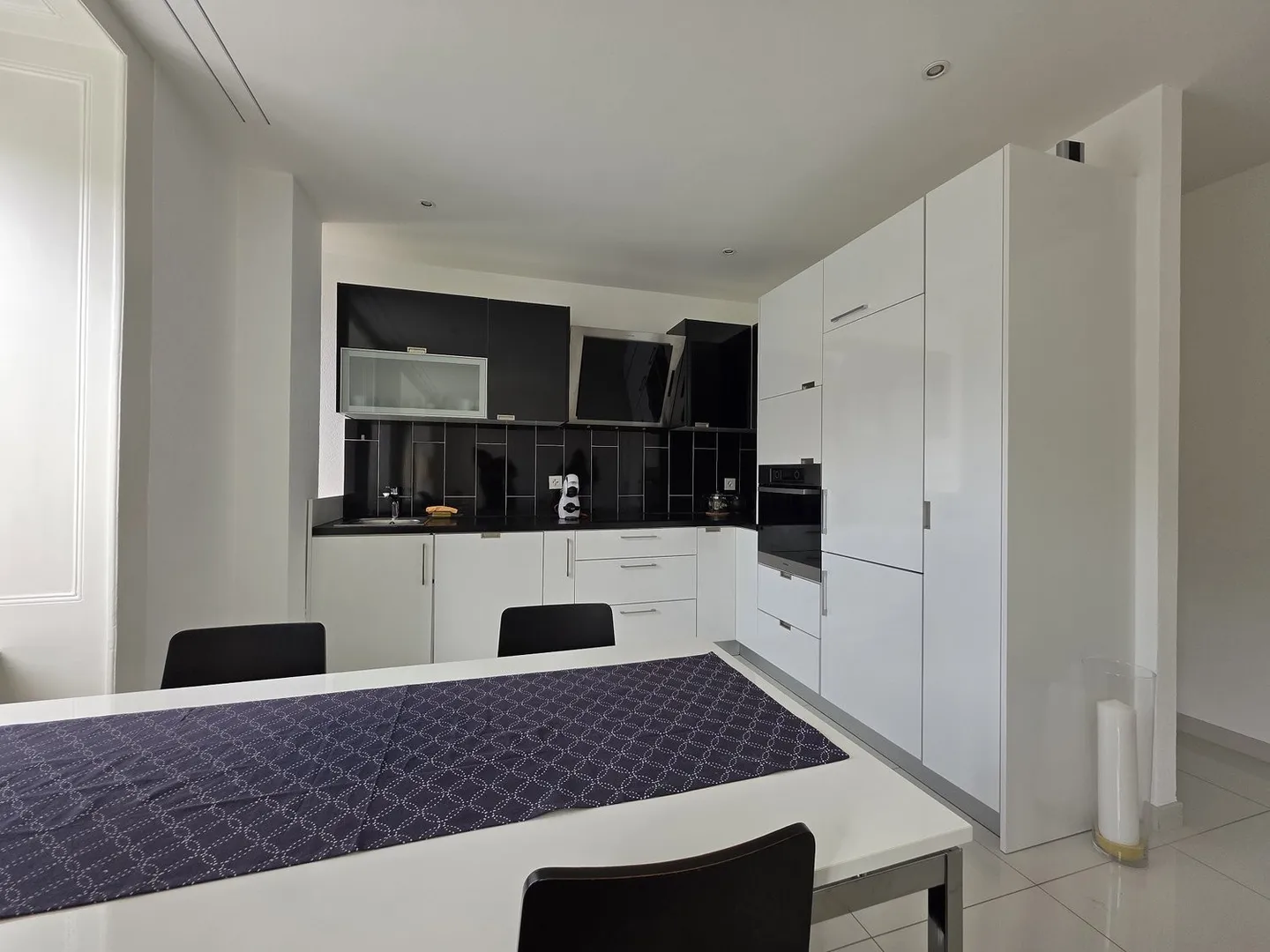 APPARTAMENTO DI 4,5 LOCALI IN CENTRO - Foto 3 di 7