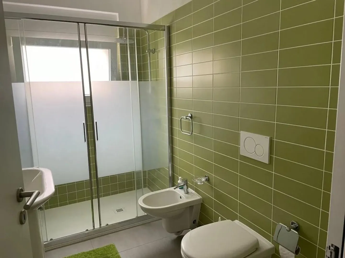 Modern 2.5-room apartment also great as an investment - Photo 4 of 7