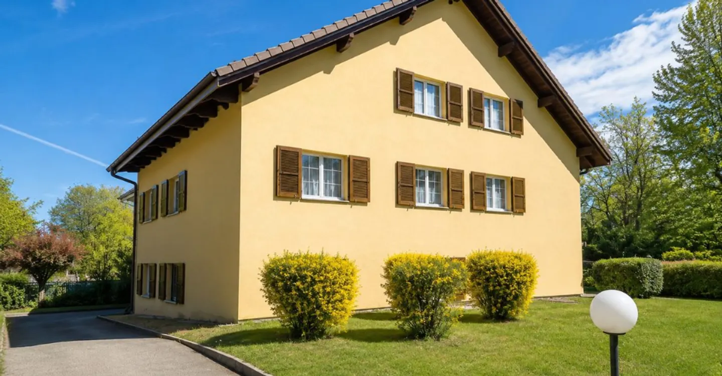 ECHICHENS - Magnificent 2.5-room apartment completely renovated - Photo 1 of 5