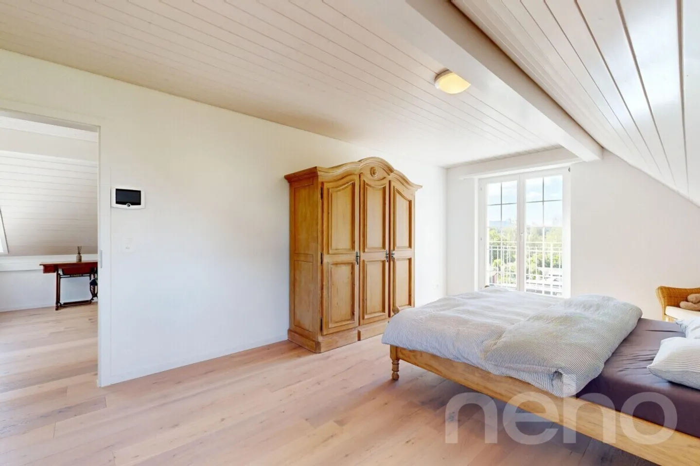 Attractive 5.5-room single-family house with unobstructed views - Photo 7 of 13