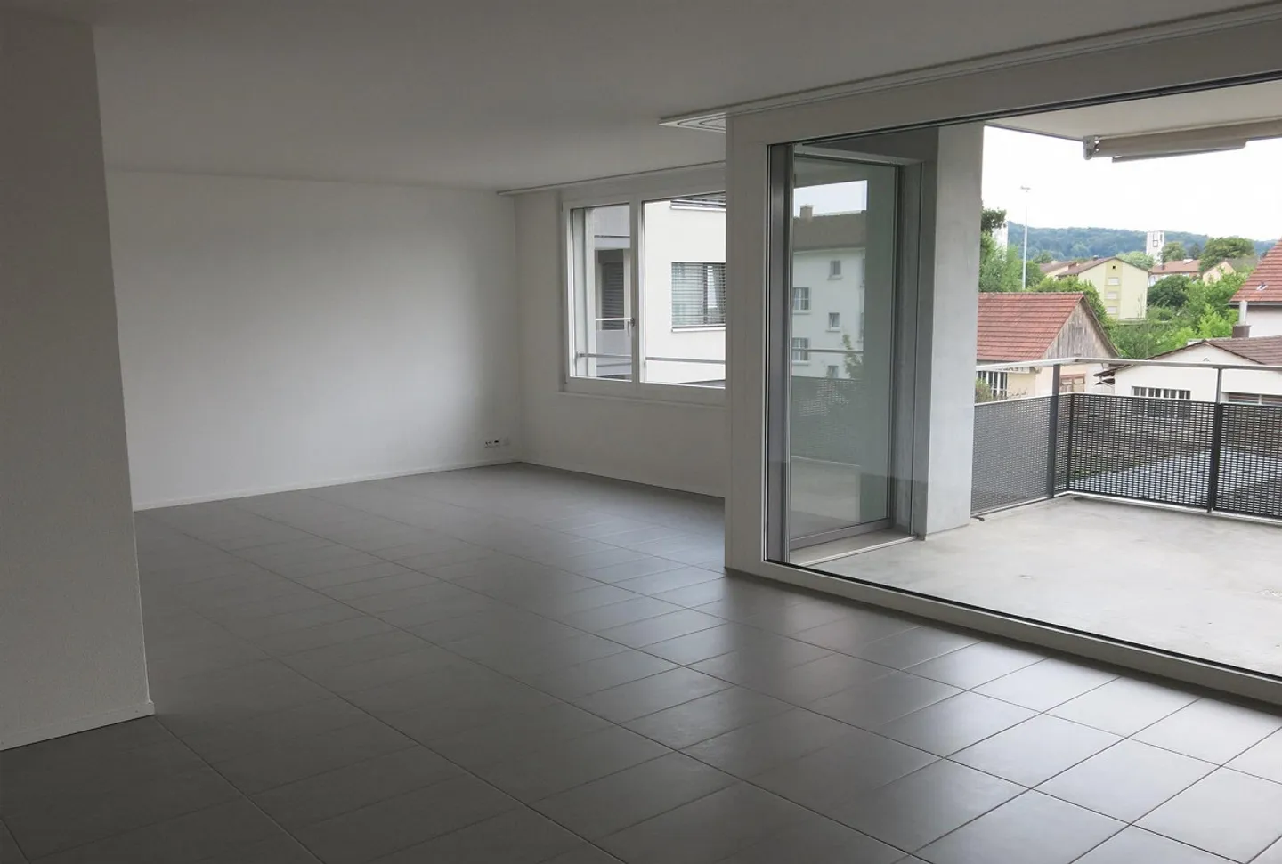 Stilvolle Wohnung in Dübendorf - Foto 2 von 7