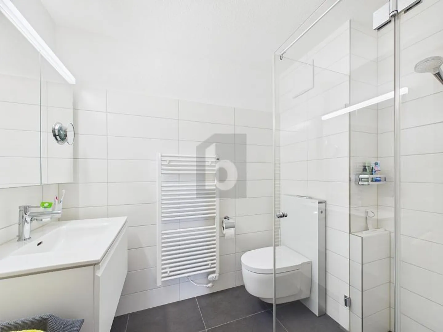 BEAUCOUP D'ESPACE POUR LA FAMILLE ET L'AVENIR - Photo 4 sur 6