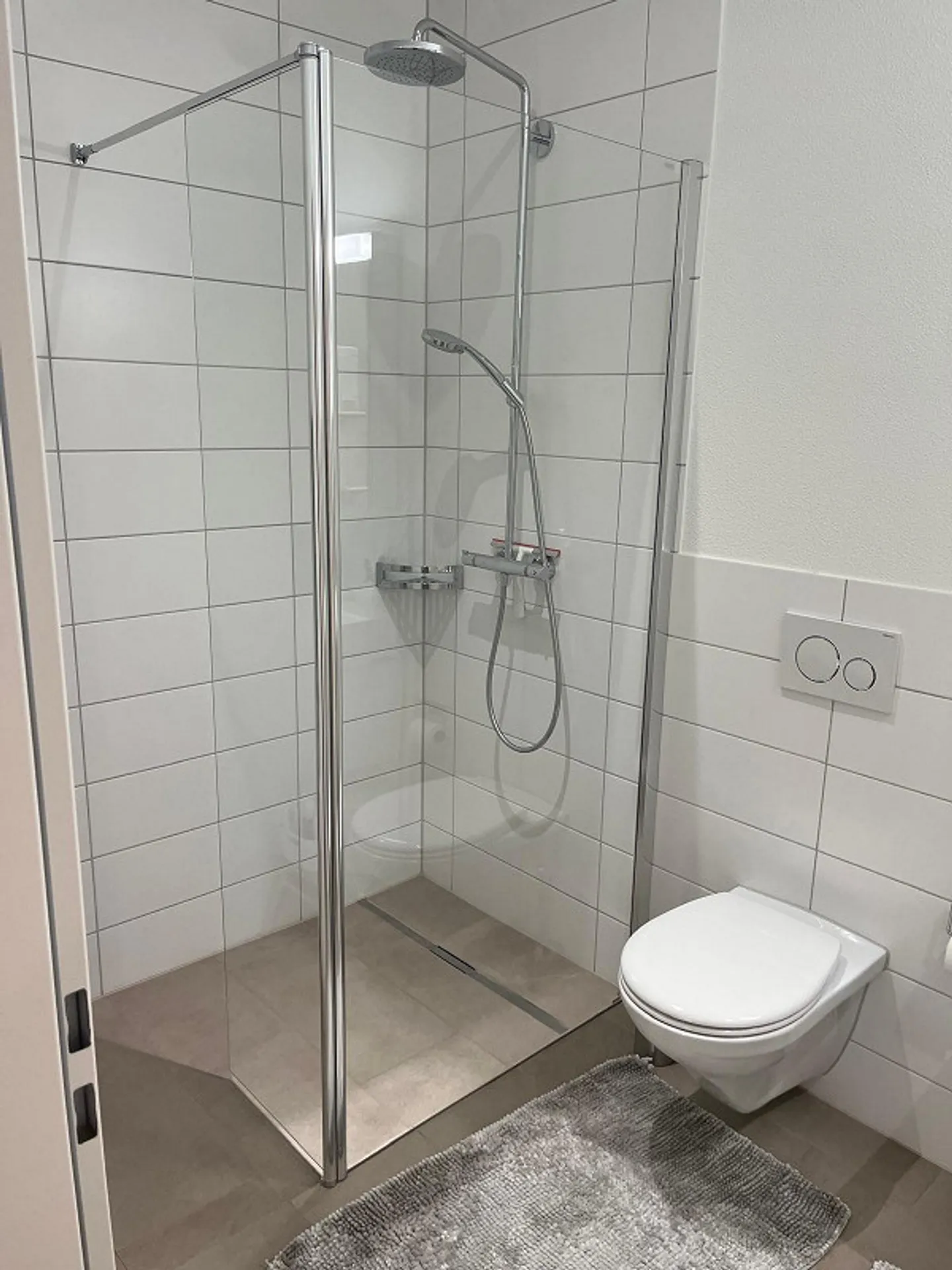 Appartamento moderno di 2,5 stanze incluso un'area salotto - Foto 8 di 9