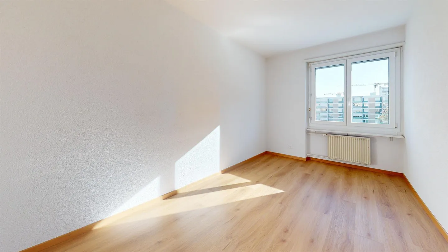 Modernized apartment with sunny balcony is looking for you! - Photo 6 of 10