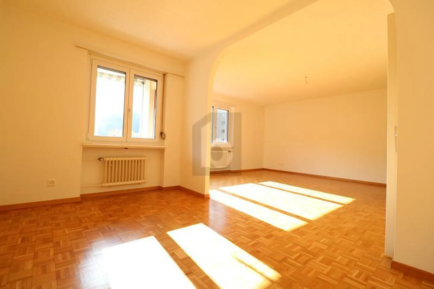 Familienhaus in ruhiger Lage - Foto 2 von 6