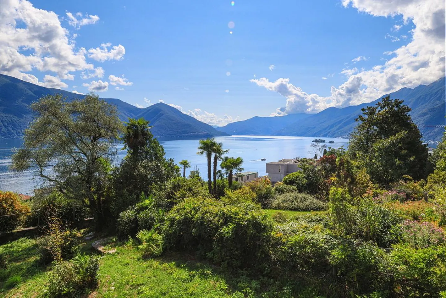 Charmante Villa mit Seeblick - Foto 4 von 11