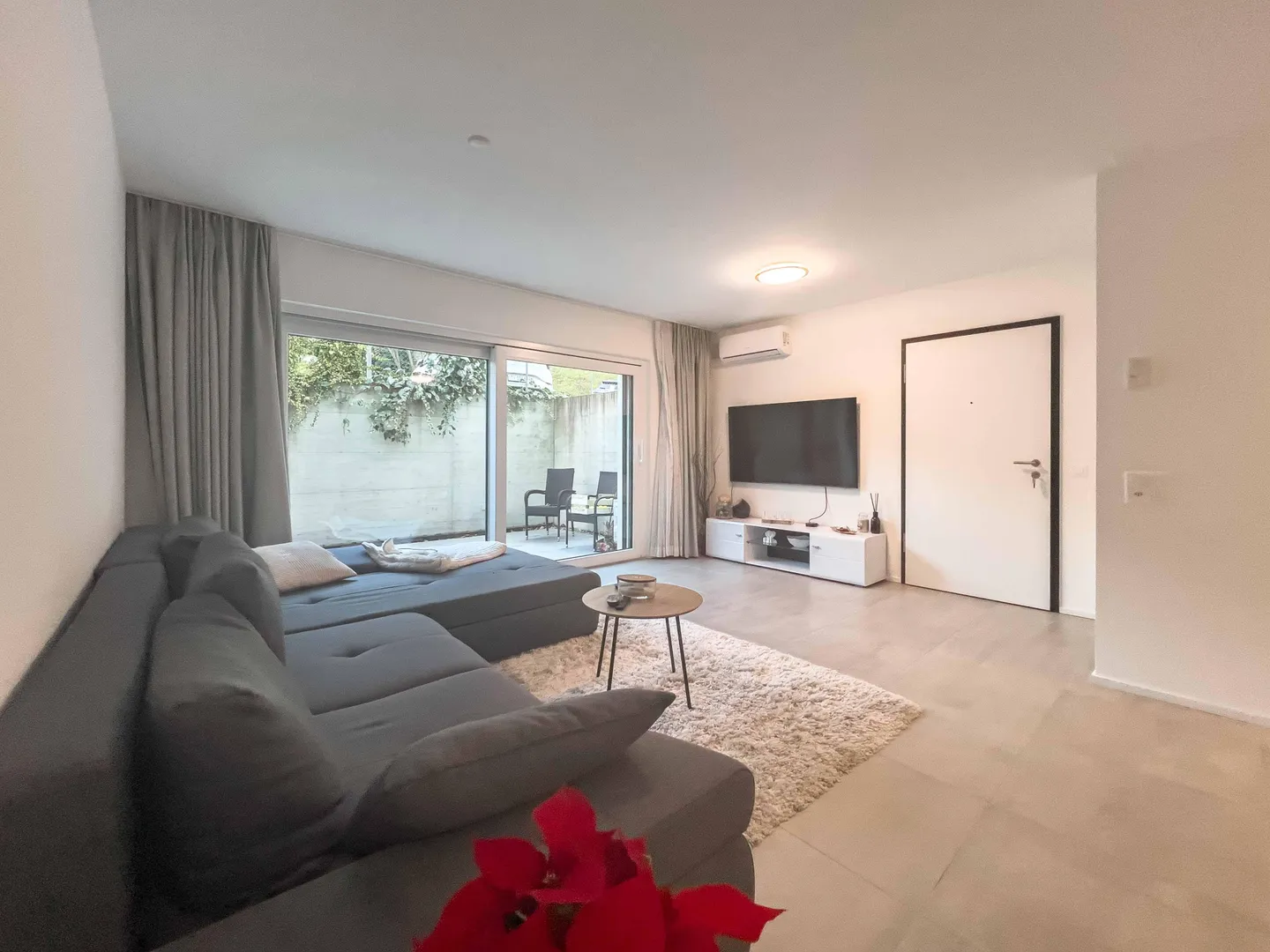 «Moderno 3.5 locali a Camorino in una residenza di recente costruzione» - Foto 1 di 5