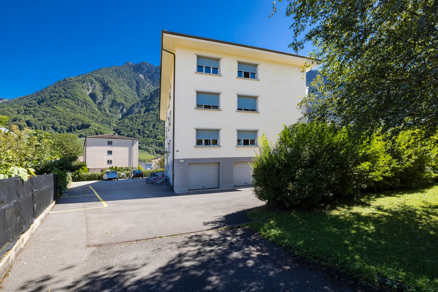 Appartamento affascinante 1,5 stanze con balcone + parcheggio privato - Foto 8 di 9