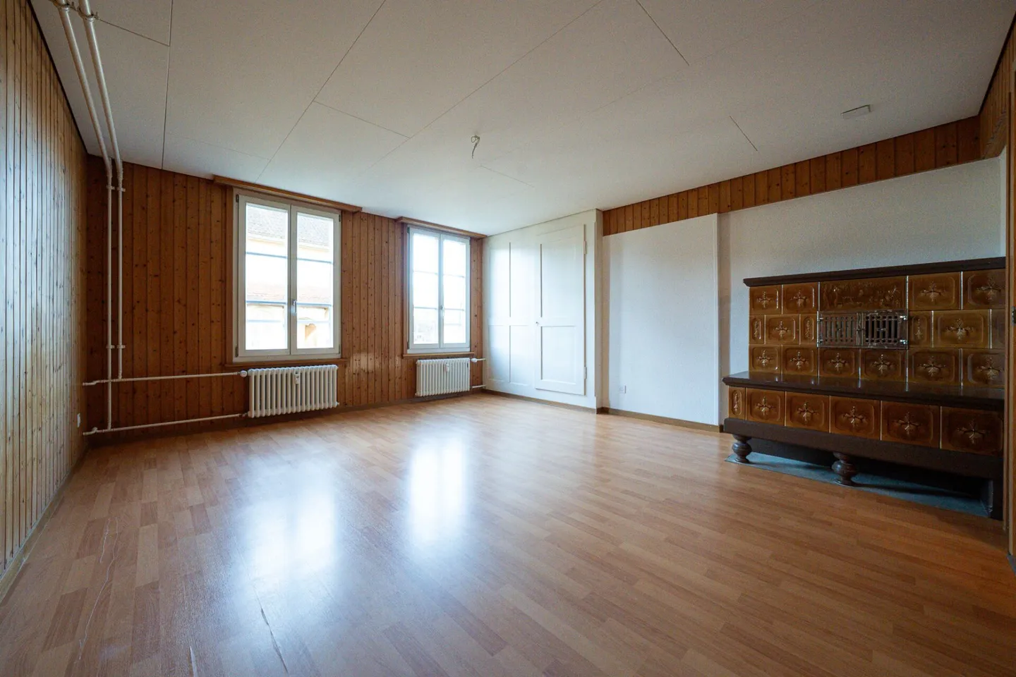 Cozy 4.5-room apartment with tiled stove - Photo 6 of 15