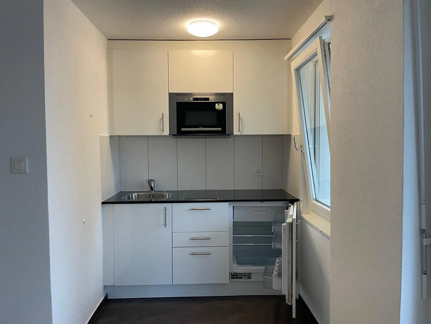 Appartamento singolo moderno - Foto 2 di 7