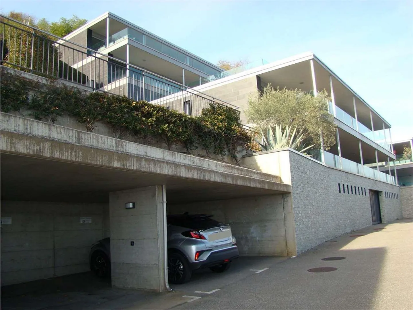 Vernate splendide appartement avec merveilleuse vue sur le lac et les montagnes - Photo 2 sur 13
