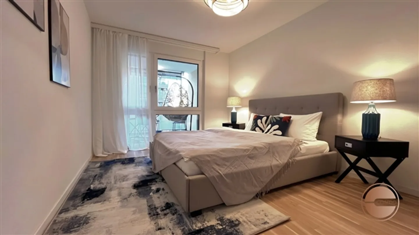 MODERN 2.5-ROOM BOUTIQUE SERVICED APARTMENT IN ZURICH WIPKINGEN - Photo 11 of 14