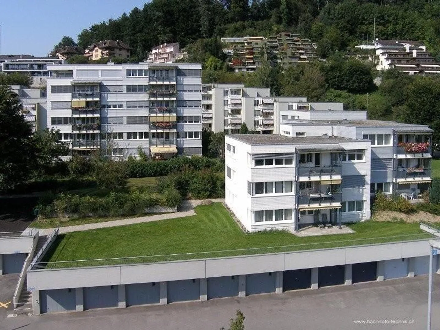 Ampio appartamento di 3 stanze! - Foto 1 di 9