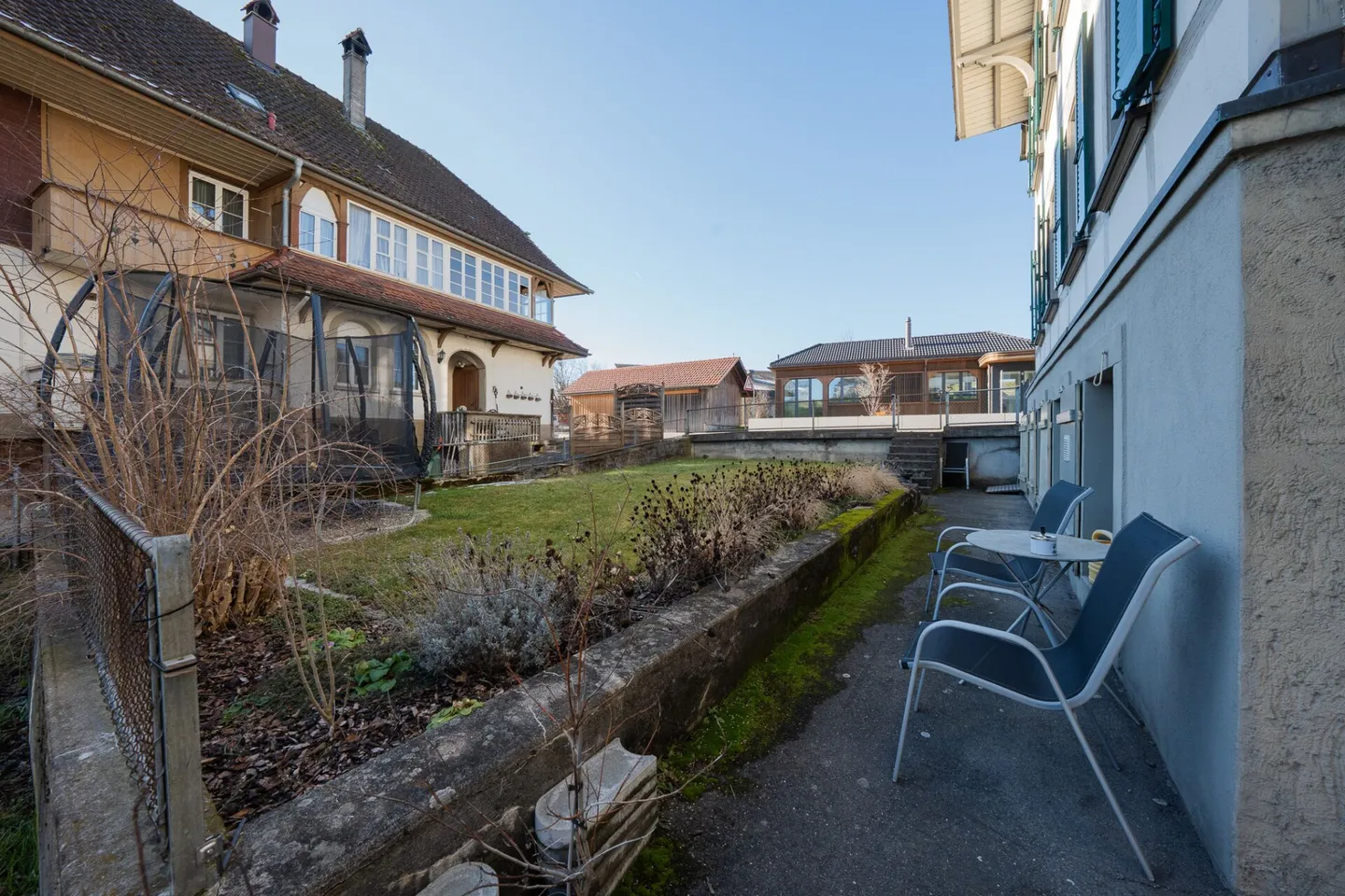 Cozy 4.5-room apartment with tiled stove - Photo 12 of 15