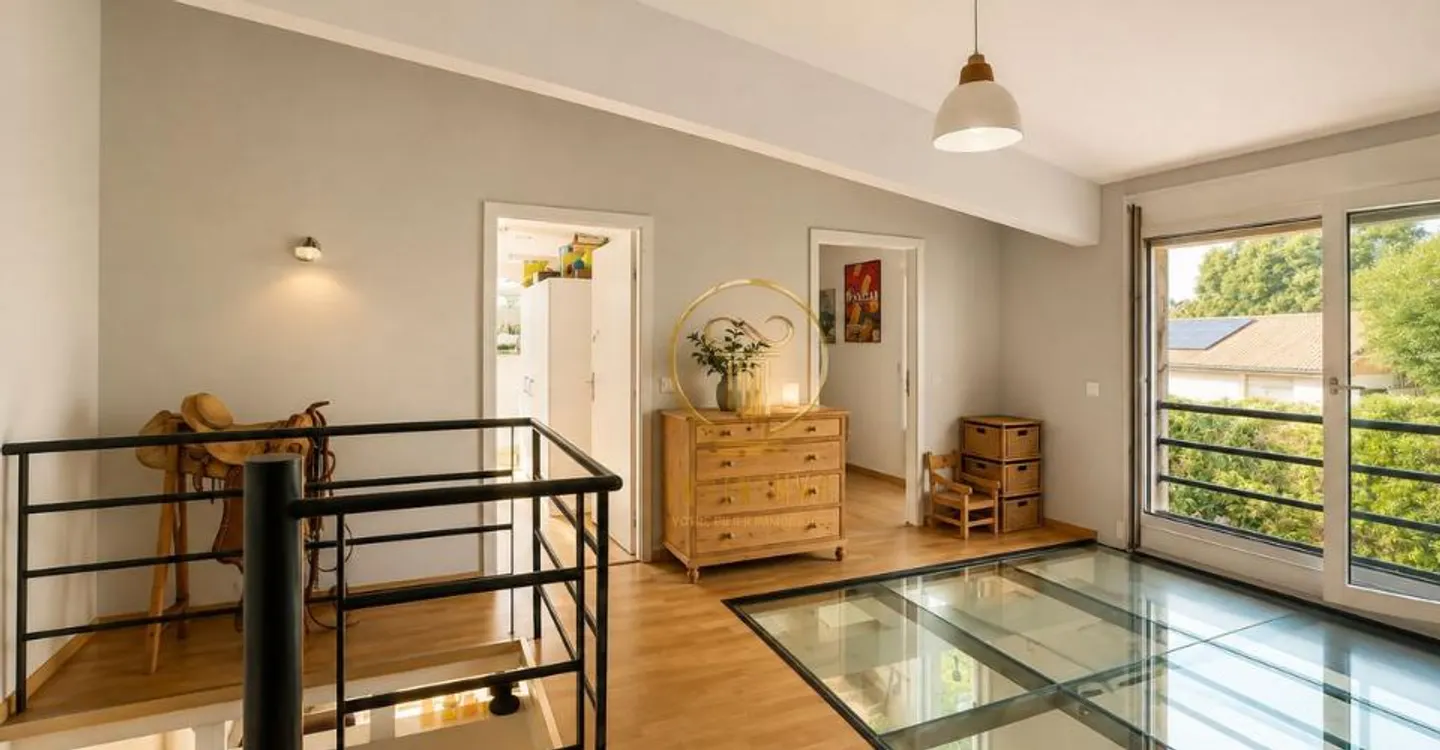 SAUBRAZ - NEW PRICE - Individual house of 7.5 rooms in Exclusivity! - Photo 4 of 10