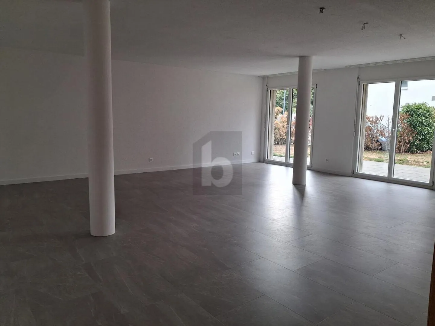 KOMFORTABLES WOHNEN IM ZENTRUM - Photo 2 sur 6