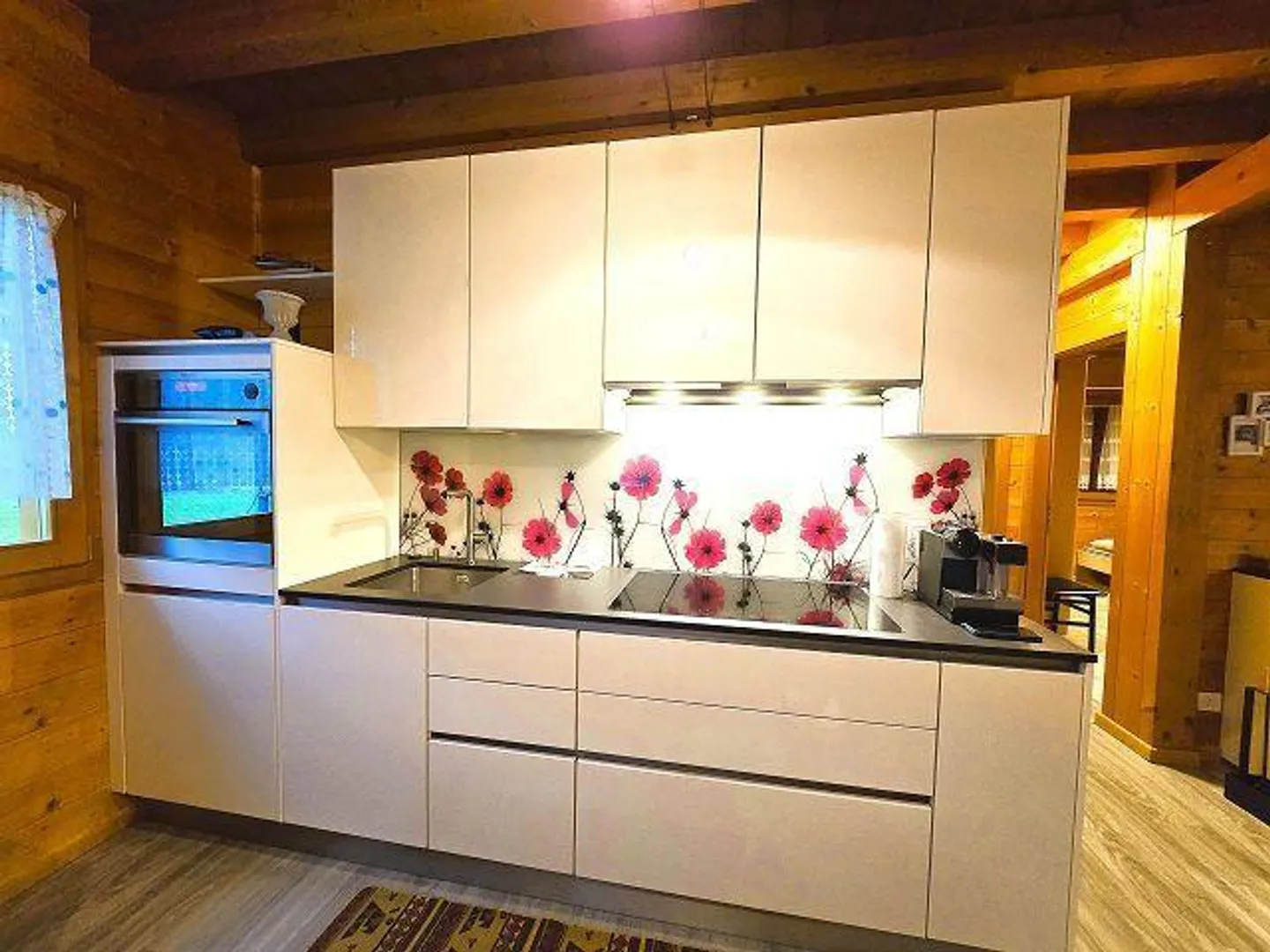 Bello chalet di 5.5 loc. con terreno, bella vistta, molto soleggiata e tranquilla - Foto 10 di 45