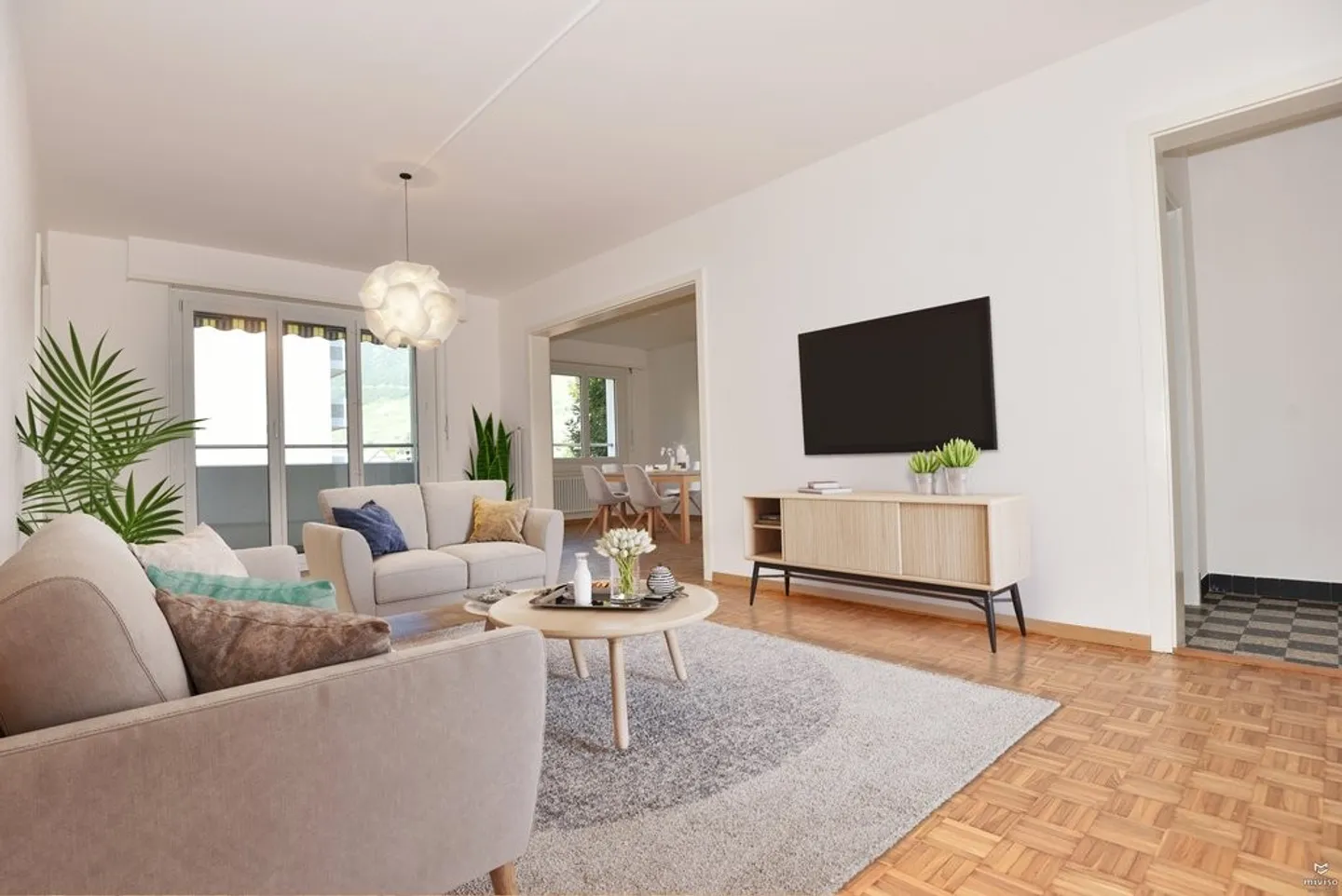 Schönes Apartment mit Balkon - Foto 1 von 11