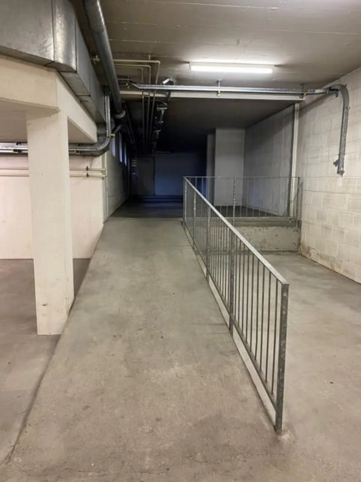 Geräumiger Lagerraum im Gundeli - Foto 3 von 4