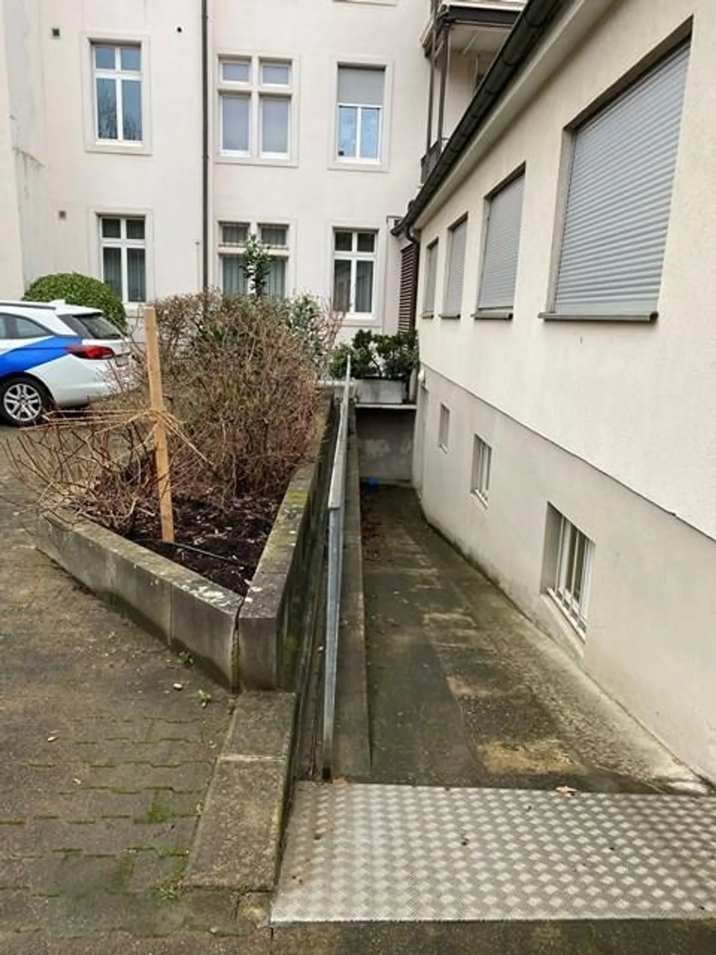 Geräumiger Lagerraum im Gundeli - Foto 1 von 4