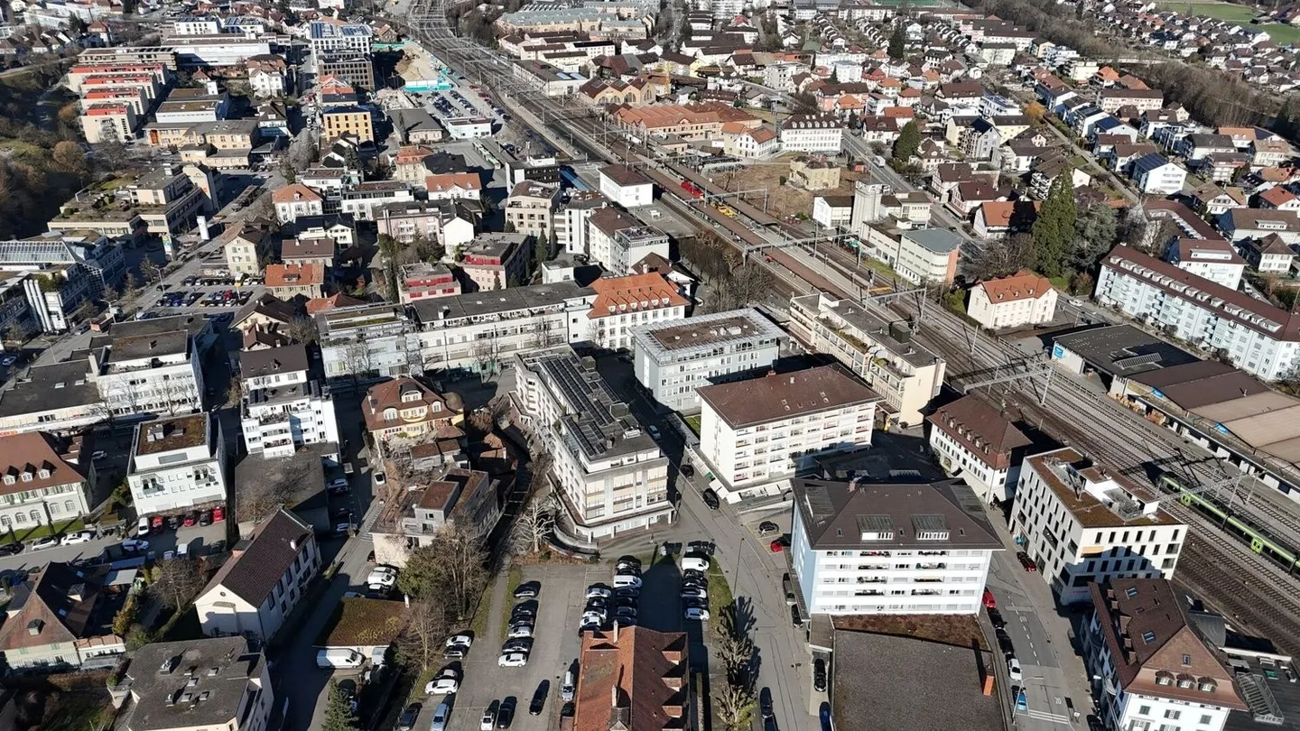 Attraktive Gewerbefläche im Zentrum von Burgdorf - Foto 3 von 11