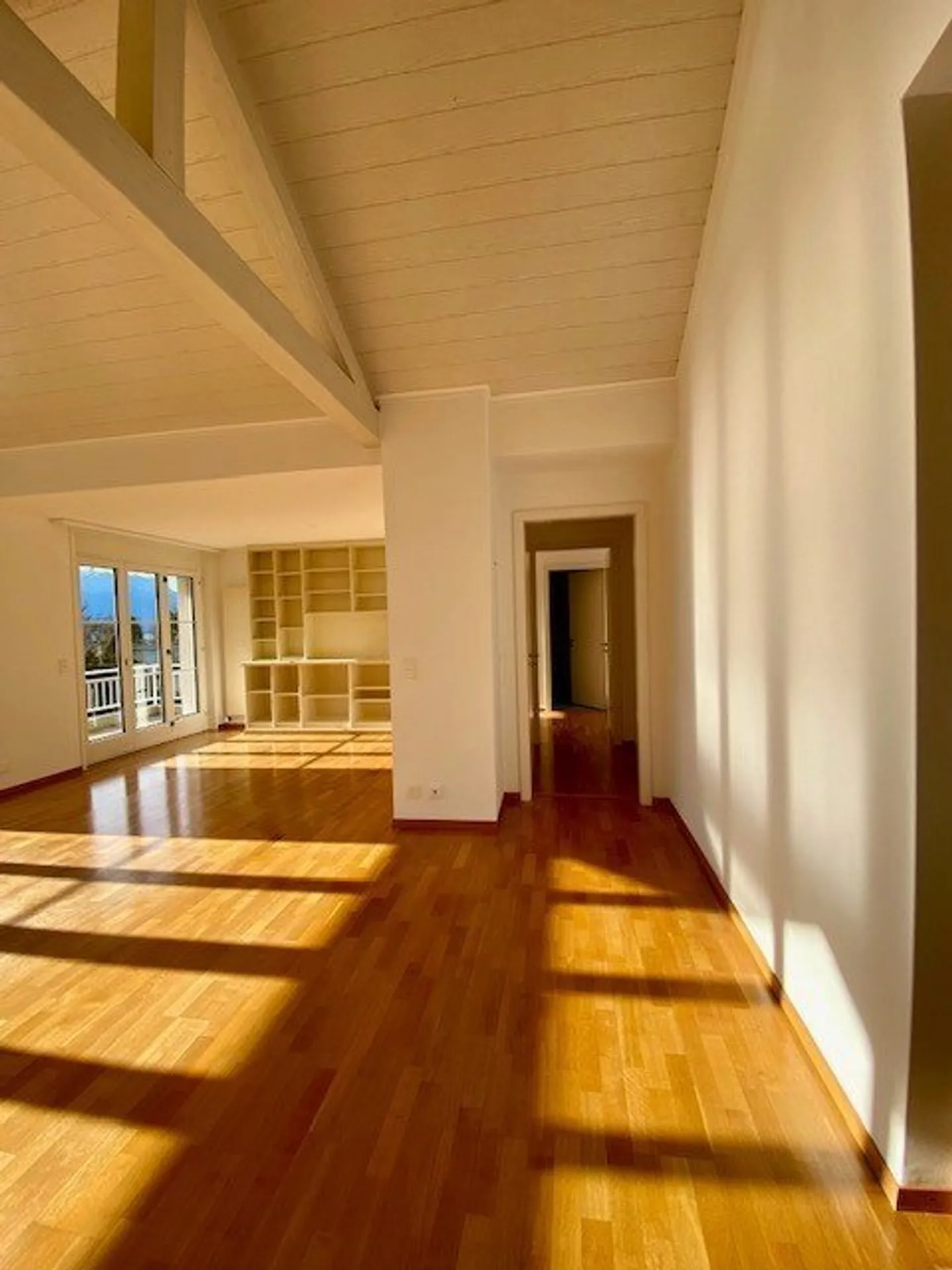 Appartement spacieux 5.5 pièces - Photo 8 sur 13