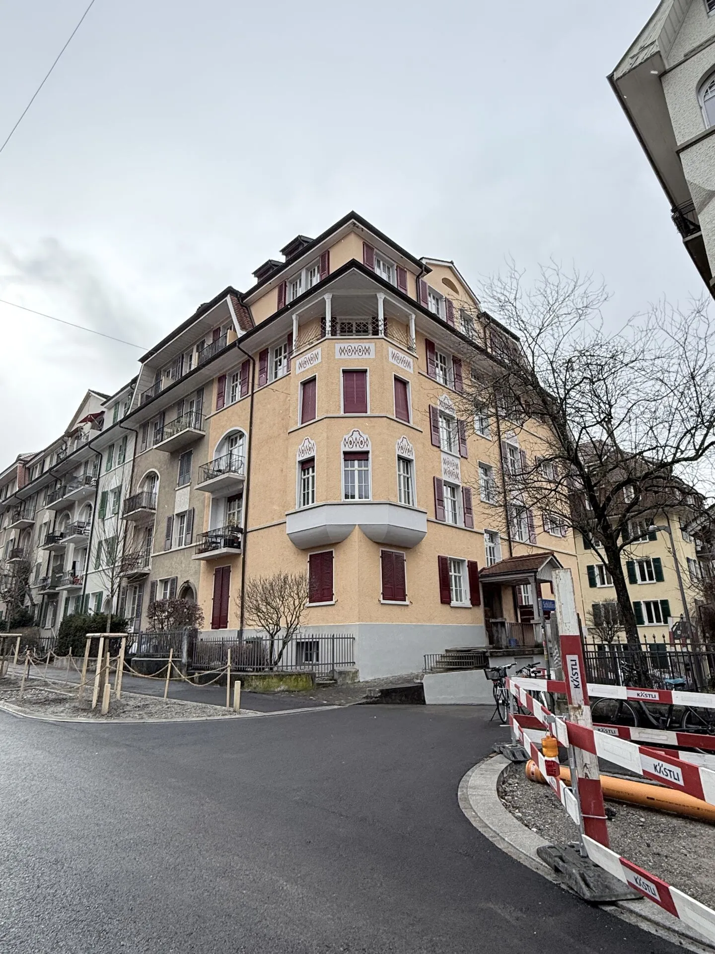 Maison multifamiliale dans un emplacement parfait ! - Photo 2 sur 6