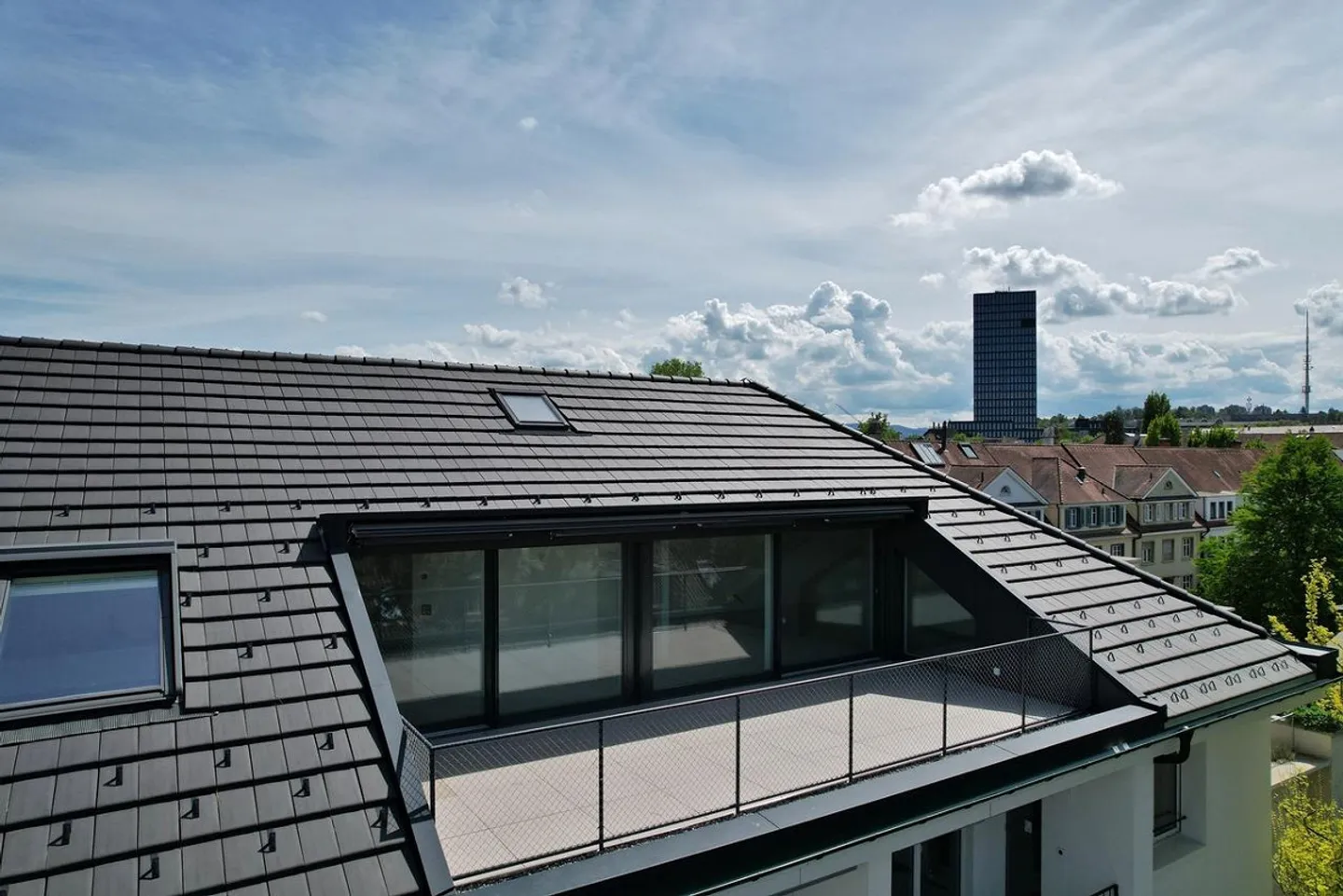 ESPERIENZA ABITATIVA UNICA CON TERRAZZA SUL TETTO DI 25m2 - Foto 1 di 9