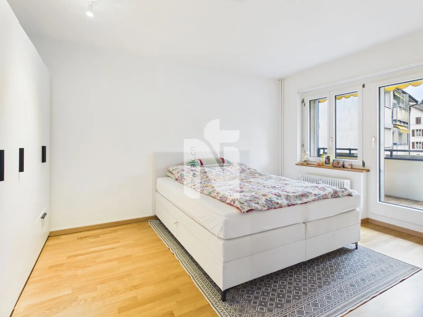 Appartement lumineux et central de 2 pièces à Sissach avec balcon et proximité de la nature - Photo 1 sur 7