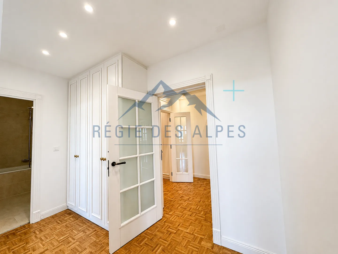 Appartamento di pregio con vista panoramica | 7 locali - Foto 4 di 8
