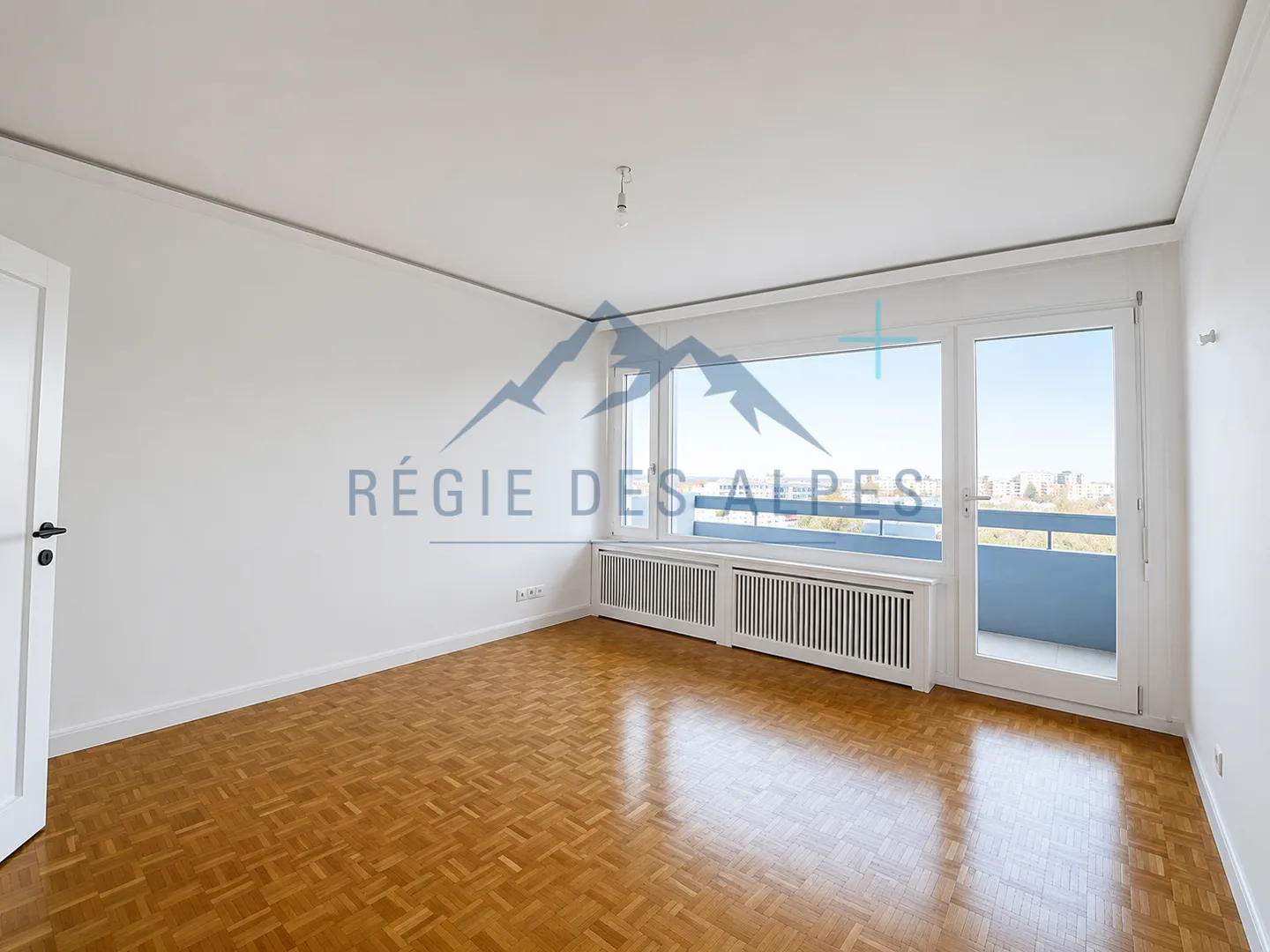 Appartamento di pregio con vista panoramica | 7 locali - Foto 3 di 8